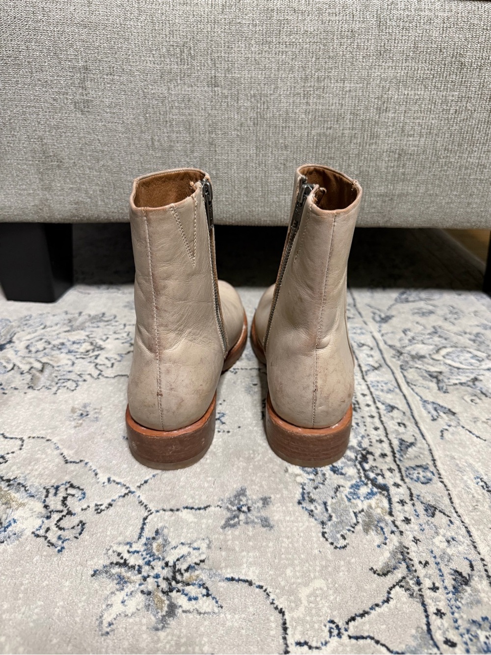 Fyre Veronica Bootie - Picture 5 of 8